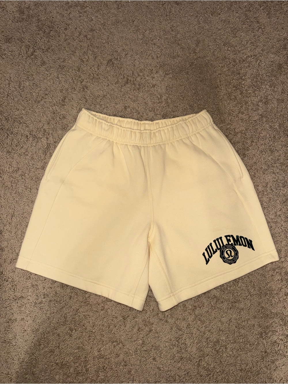 Lululemon oversized shorts 7” sz S